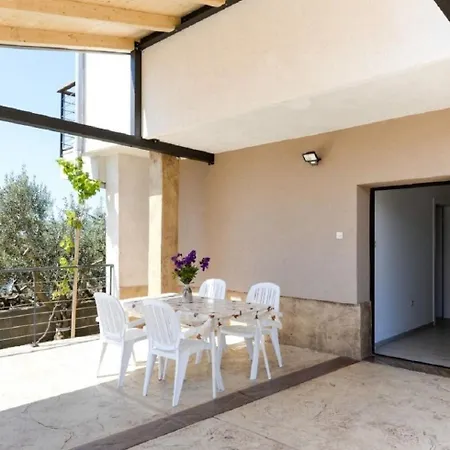 Apartman Edi Rtina