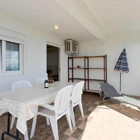 Apartman Edi Rtina
